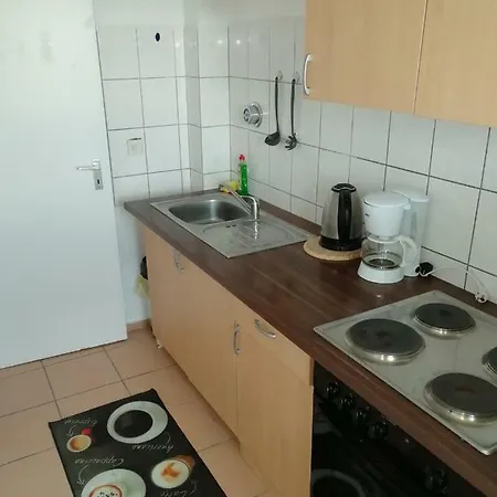 Appartement 3 In *